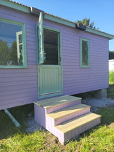 Shepherds Hut Steps